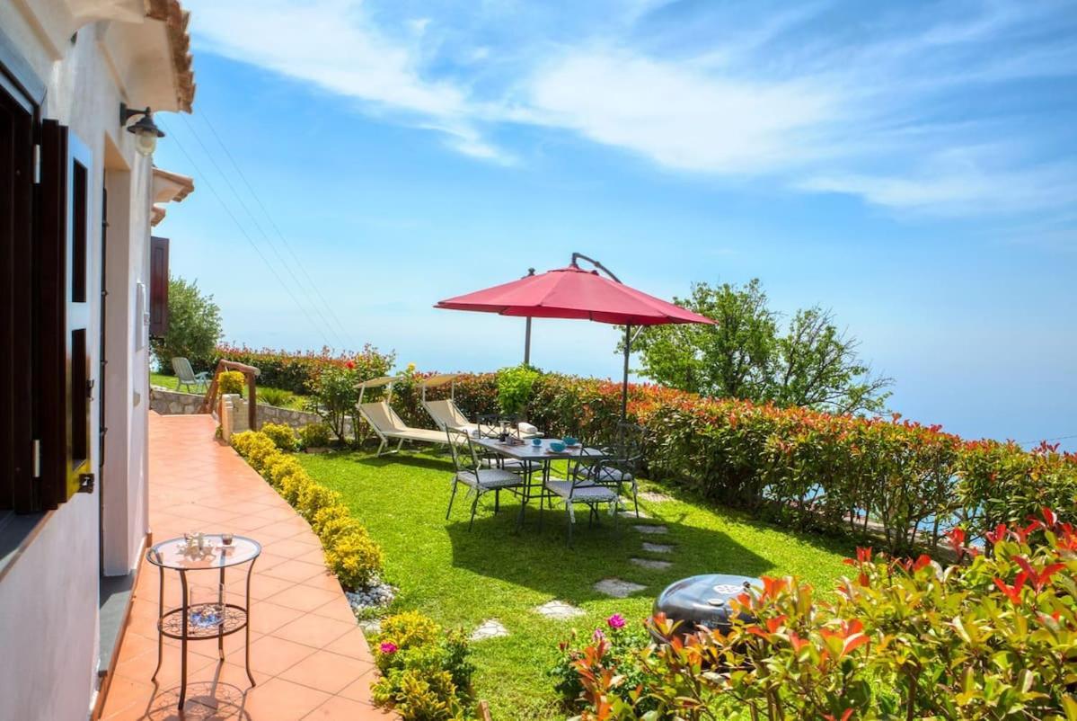 Il Giardino Di Rosa Villa Amalfi Bagian luar foto